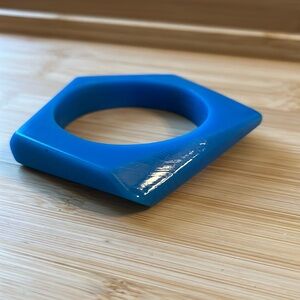 Vintage Bakelite Bangle Geometric Shape and Color Blue Mod